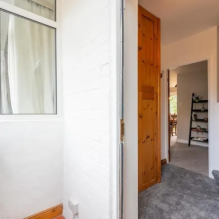 Prime Headingley Location Perfect For Large Groups Holiday home *